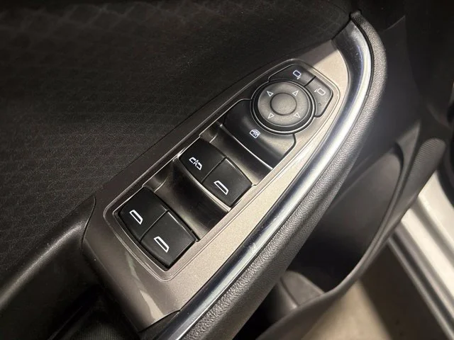 Used 2017 SILVER ICE METALLIC Chevrolet LT image 11