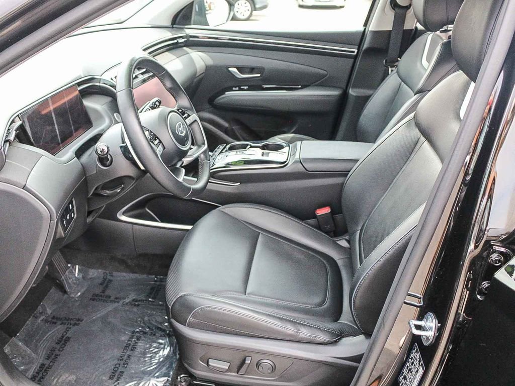 Used 2023 Black Hyundai Limited image 19