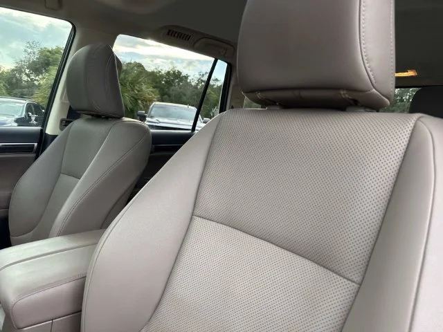 Used 2022  Lexus 460 image 26
