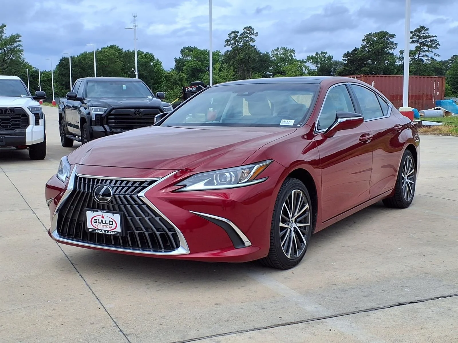 Used 2023 Red Lexus 350 image 3