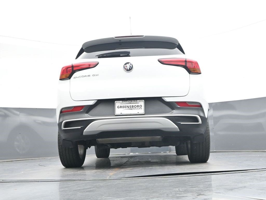 Used 2021 Summit White Buick Preferred image 33