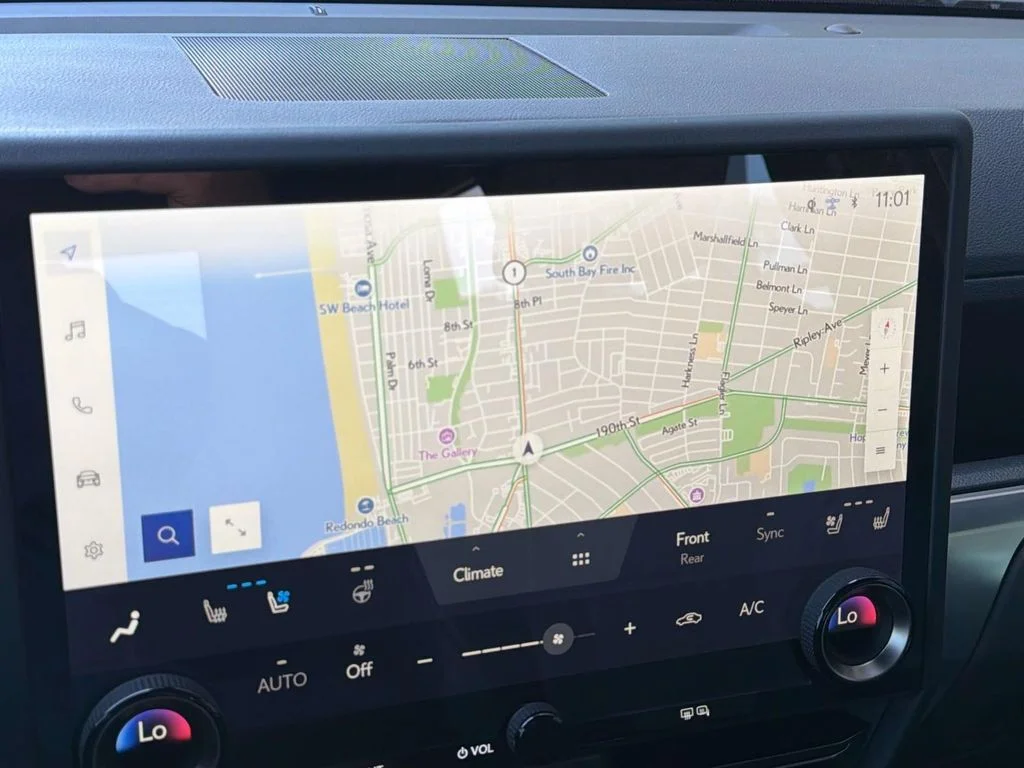 Used 2024 Incognito Lexus Premium+ image 17
