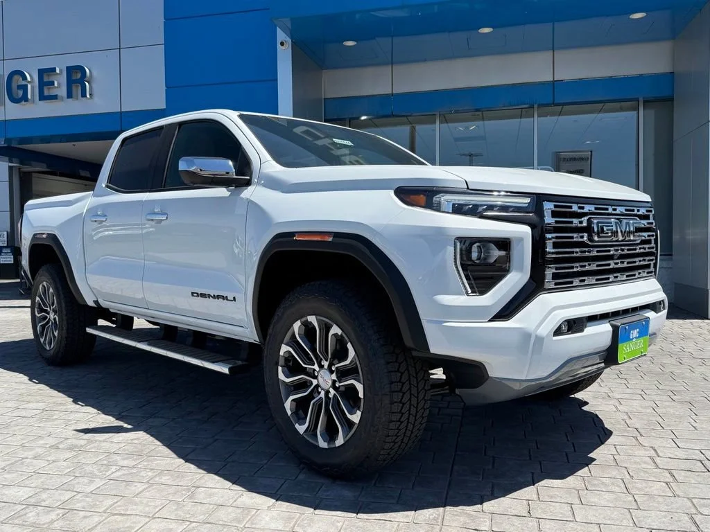 New 2026 Summit White GMC Denali image 4