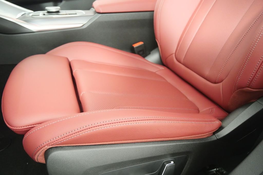 New 2026 Mineral White Metallic BMW 330i image 9