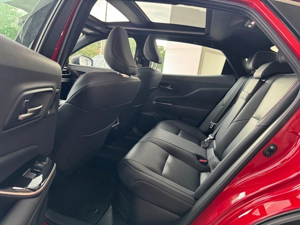 Used 2025 Red Toyota Platinum image 12