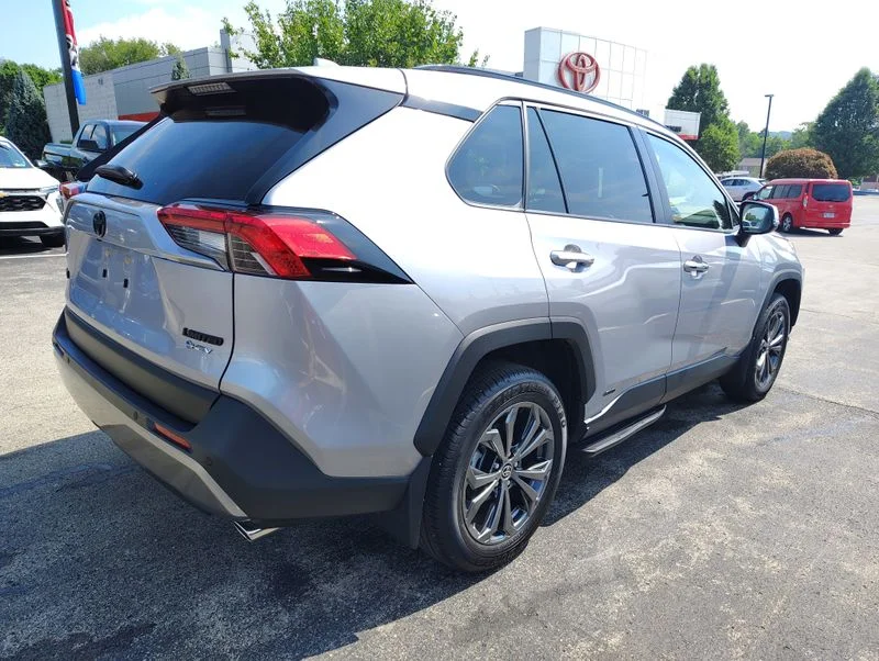 Used 2025 Silver Toyota Limited image 4