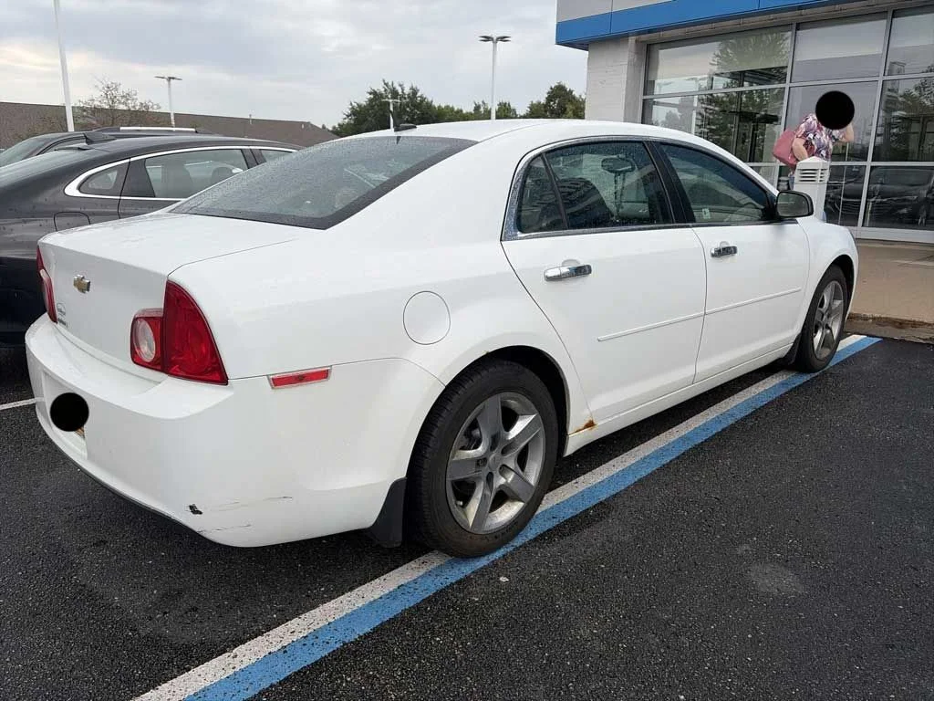 Used 2011 White Chevrolet LS image 11