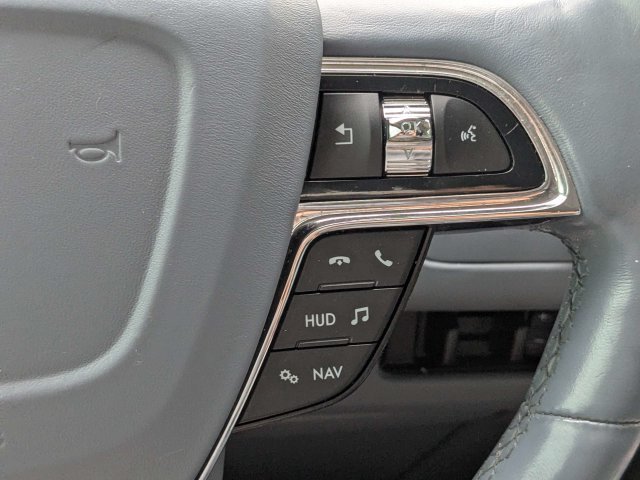 Used 2019 White Lincoln Black Label image 31