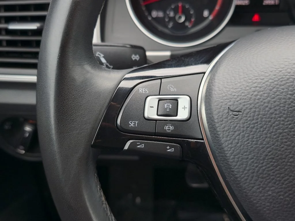 2019 Volkswagen Atlas SE w/Tech - Photo 17