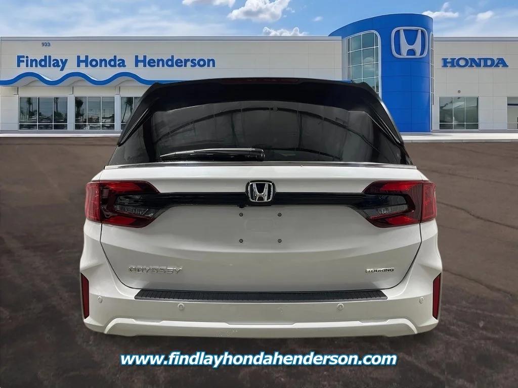New 2027 Platinum White Pearl Honda Touring image 4