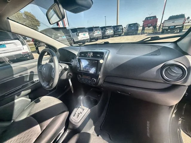 Used 2024 Black Mitsubishi ES image 27