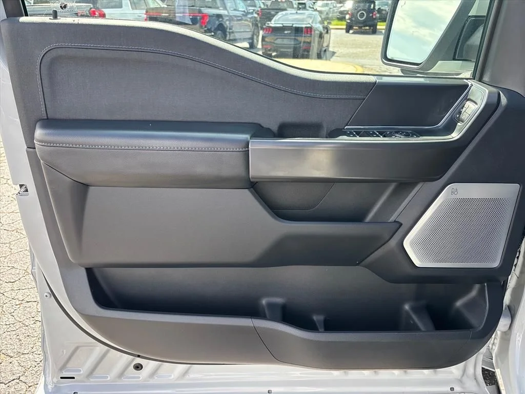 Used 2024 Gray Ford Lariat image 26