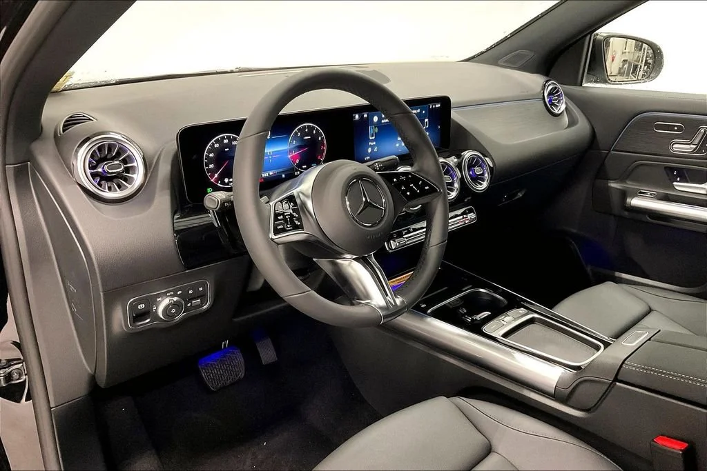 New 2026 Night Black Mercedes-Benz GLA 250 image 20