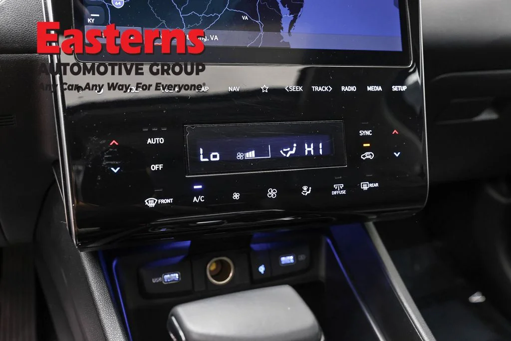 Used 2024 Gray Hyundai SEL image 20