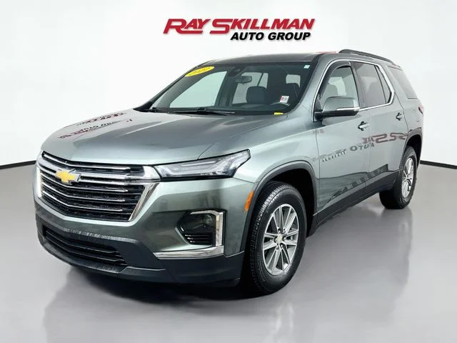 Used 2022 Gray Chevrolet 1LT image 3