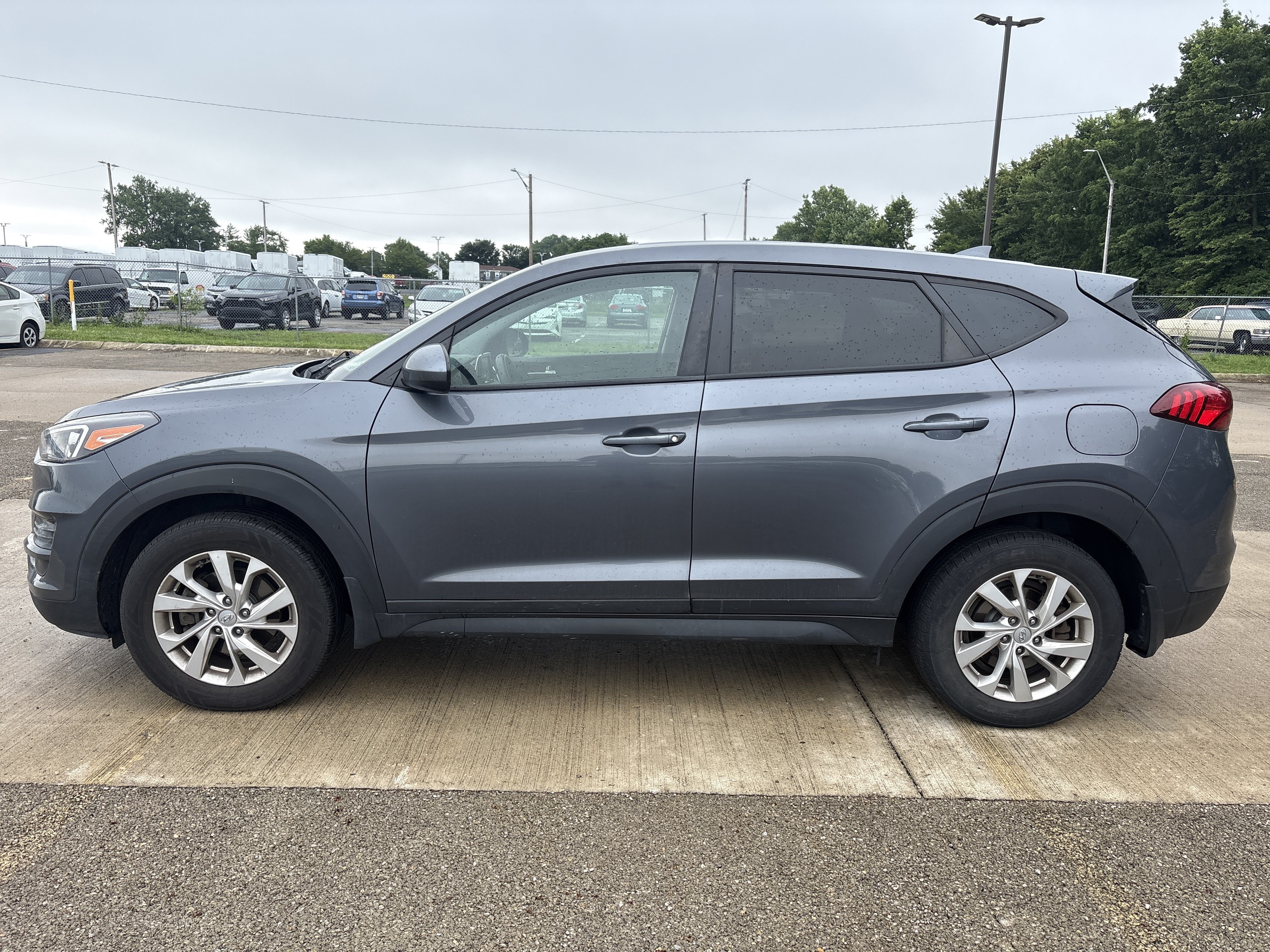 Used 2019 Coliseum Gray Hyundai SE image 1