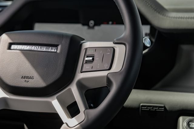 2025 Land Rover Defender X-Dynamic SE - Photo 23