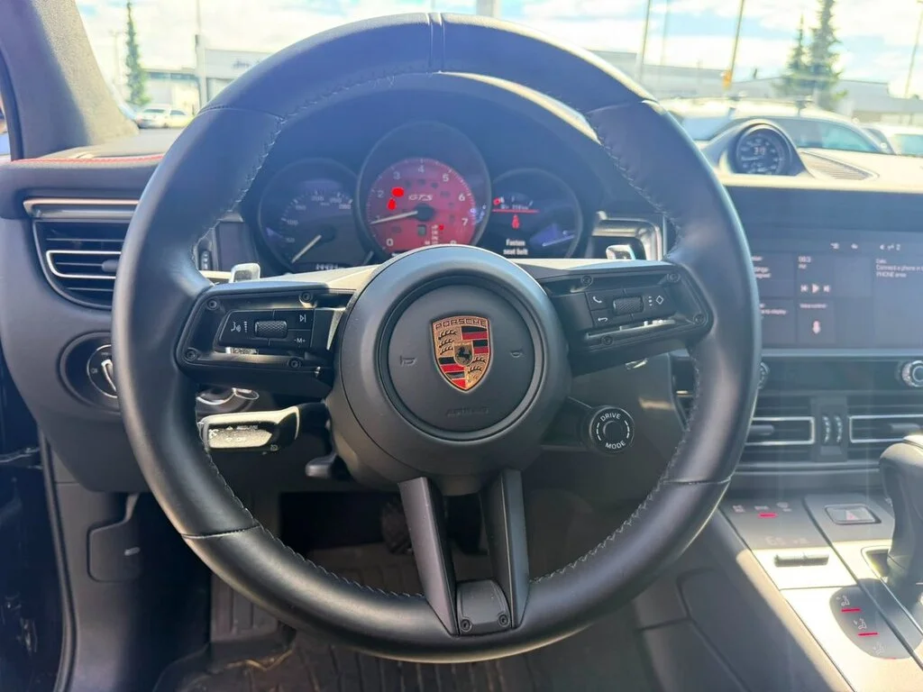 Used 2023  Porsche GTS GTS   Dilawri Certified   Local BC   Clean Tit image 17