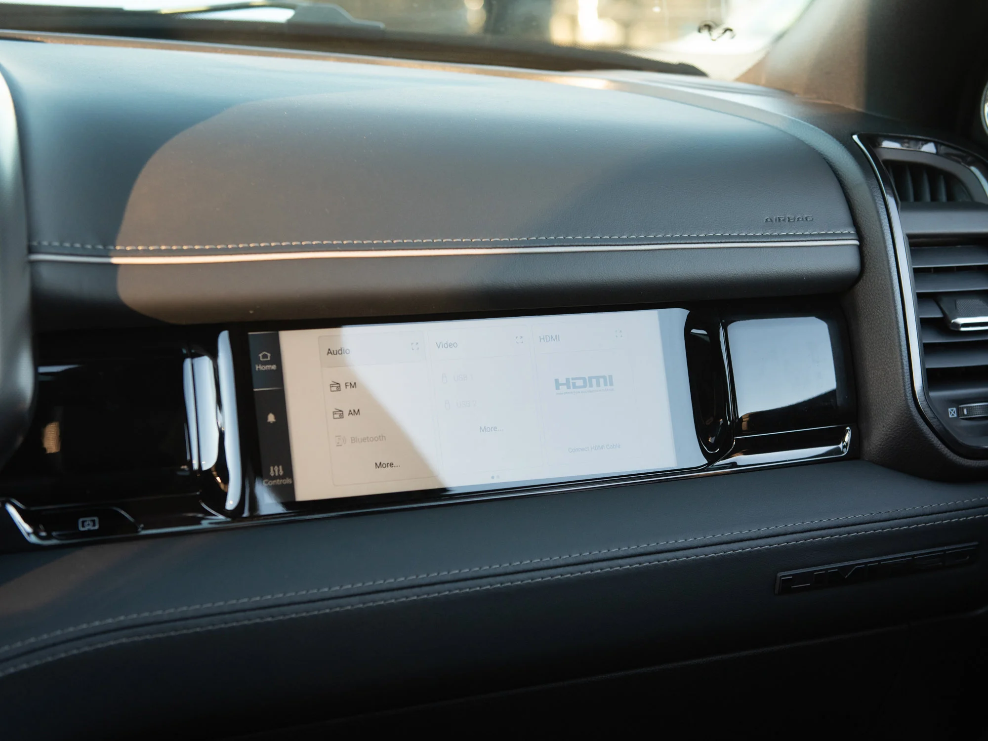 New 2026 White RAM Limited* image 24