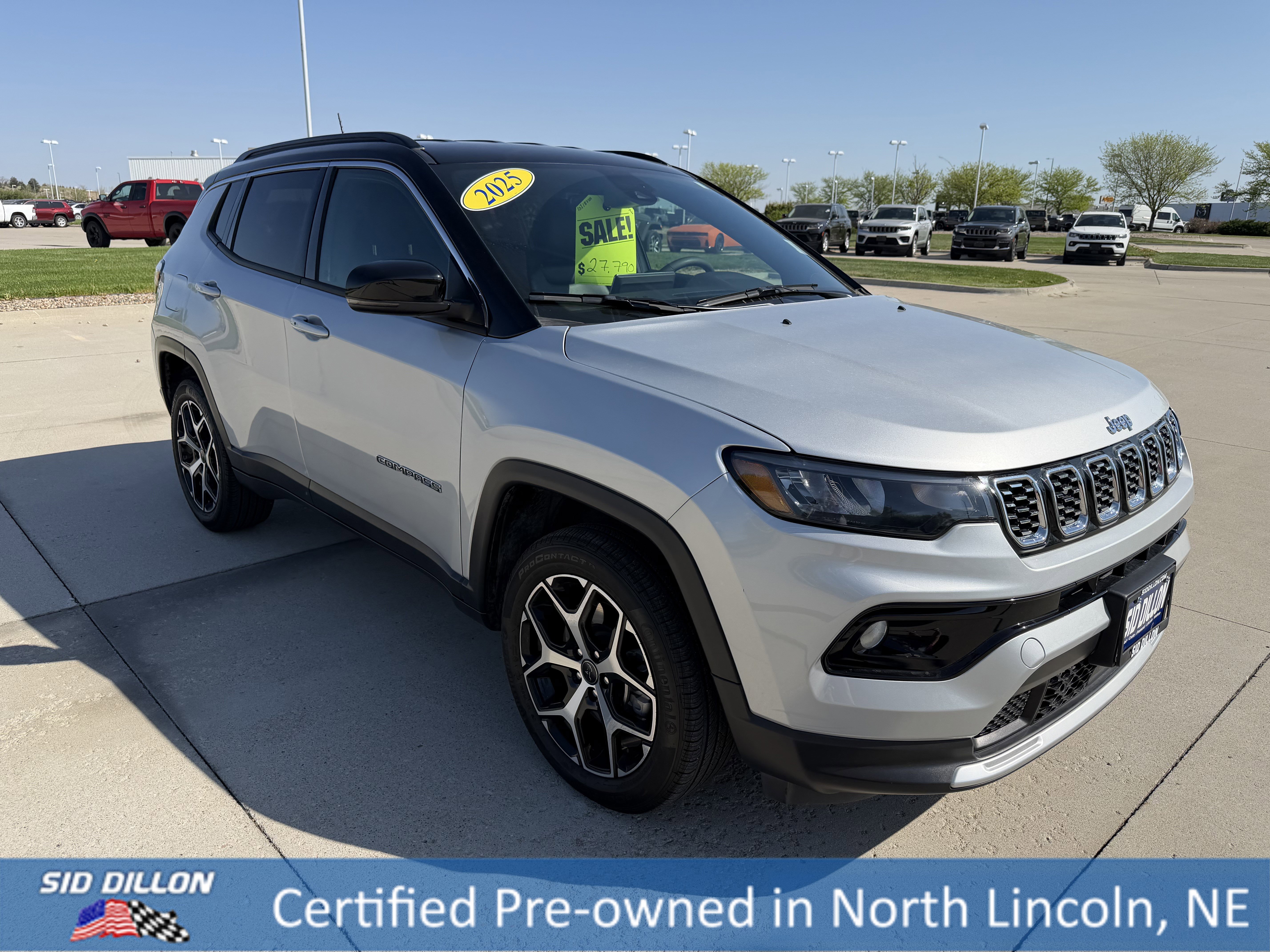 Used 2025 Silver Zynith Metallic Clearcoat Jeep Limited image 6