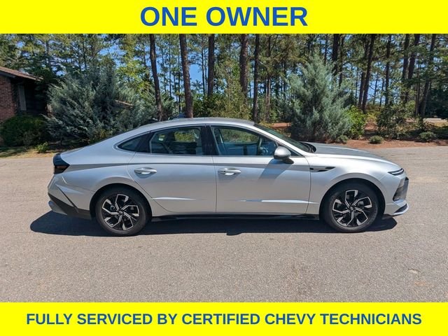 Used 2025 Silver Hyundai SEL image 3