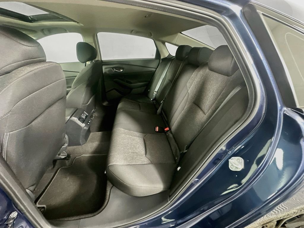 2025 Honda Accord SE - Photo 24
