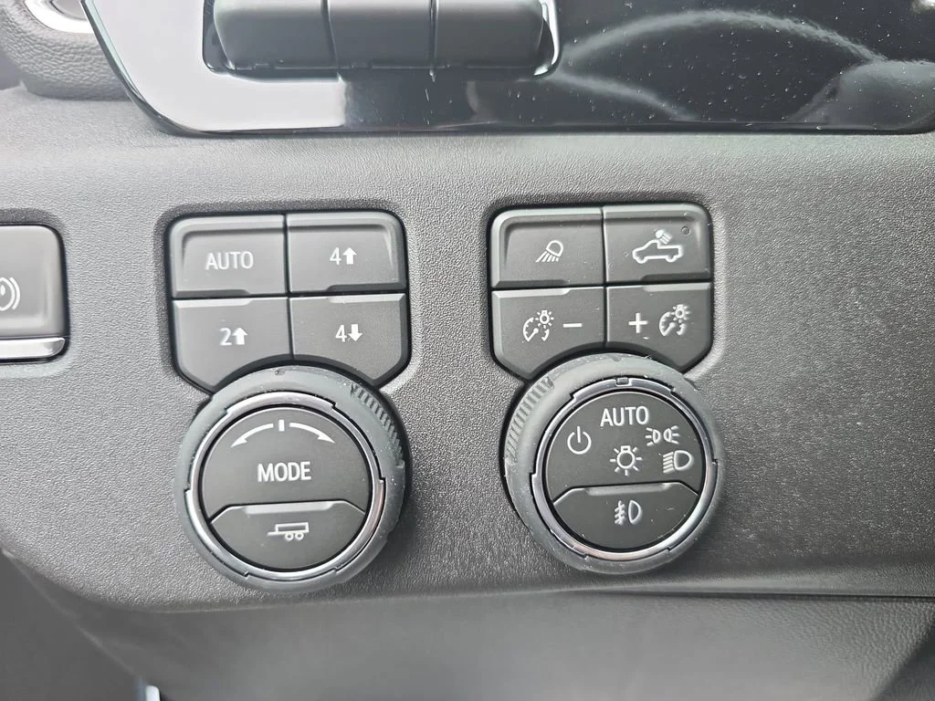 2026 Chevrolet Silverado 1500 LTZ - Photo 24
