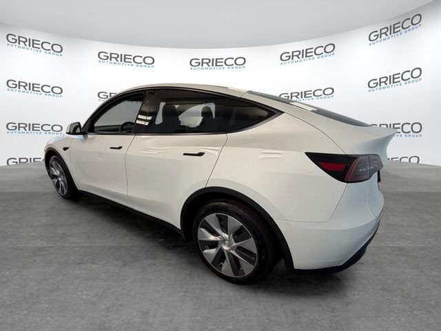 Used 2023 White Tesla Long Range image 9