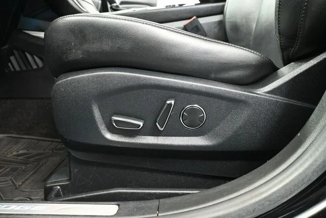 Used 2016 Black Ford Titanium image 15