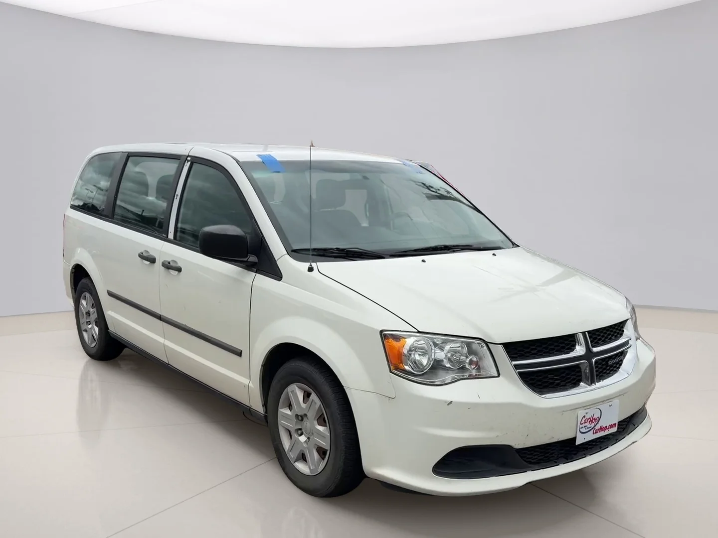 Used 2013 White Dodge SE image 7