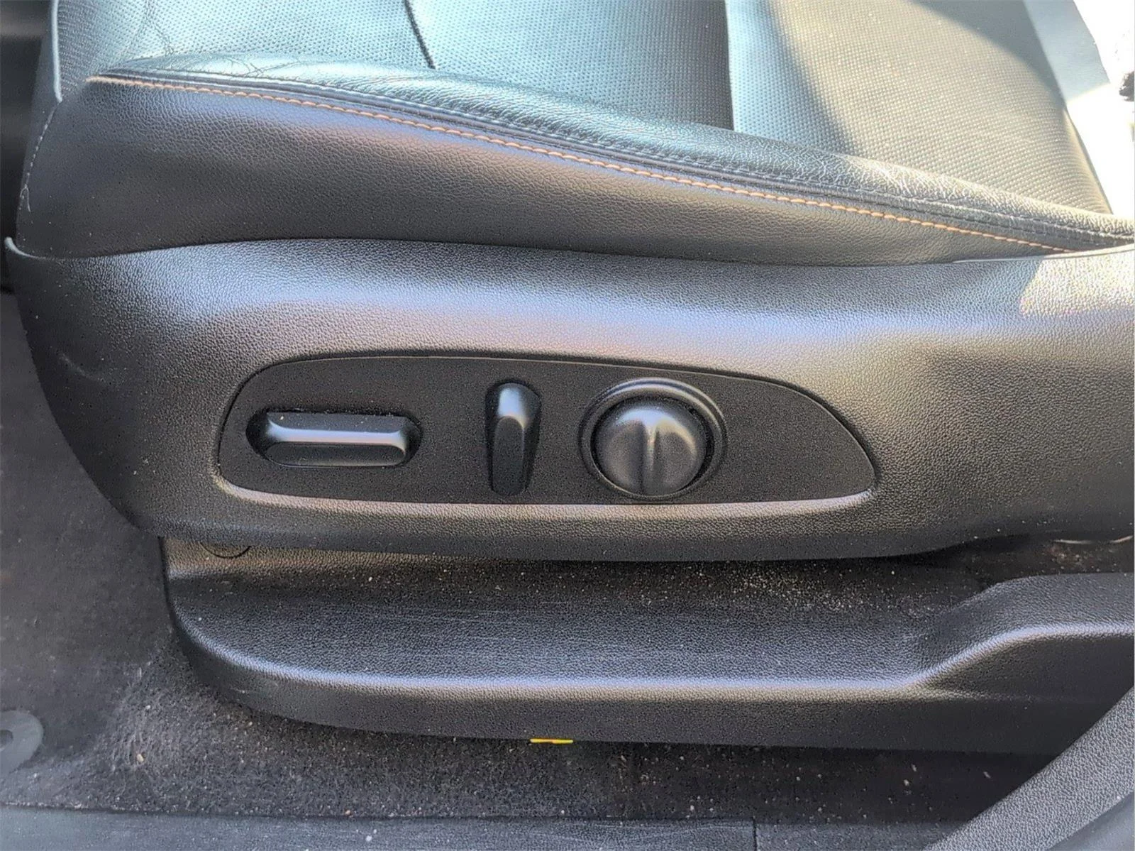 Used 2021 SILVER ICE METALLIC Chevrolet Premier image 13