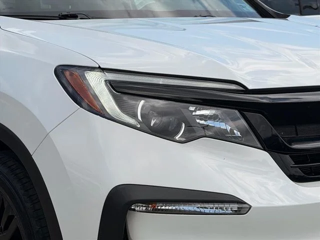 Used 2022 White Honda Special Edition image 6