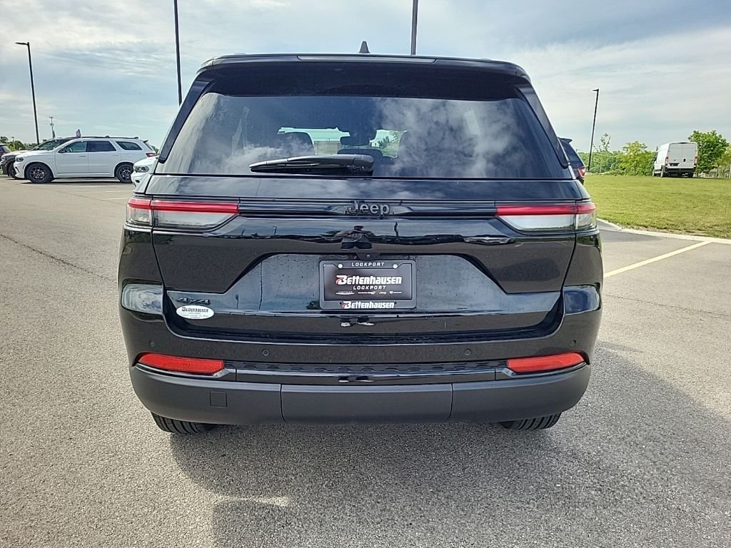 Certified Used 2024 Black Jeep Altitude image 4