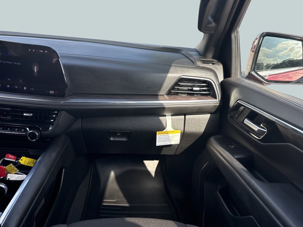 2025 Chevrolet Tahoe LS - Photo 16
