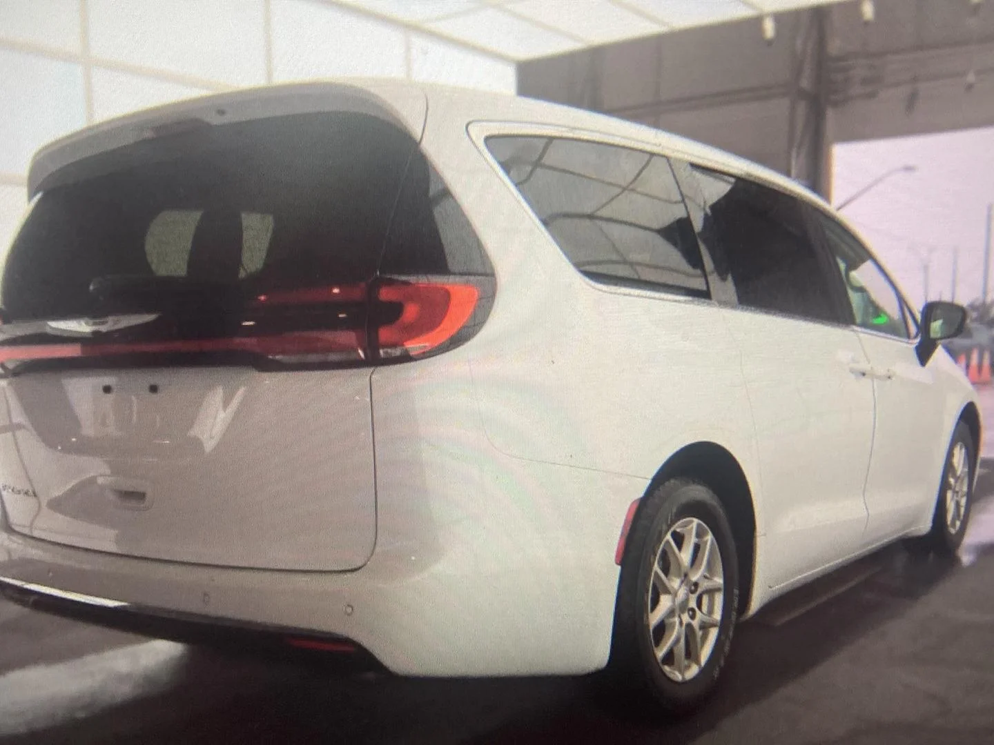 Used 2024 Bright White Clearcoat Chrysler Touring L image 5