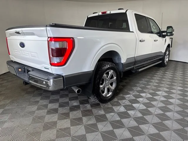 Certified Used 2023 Star White Ford Lariat image 3