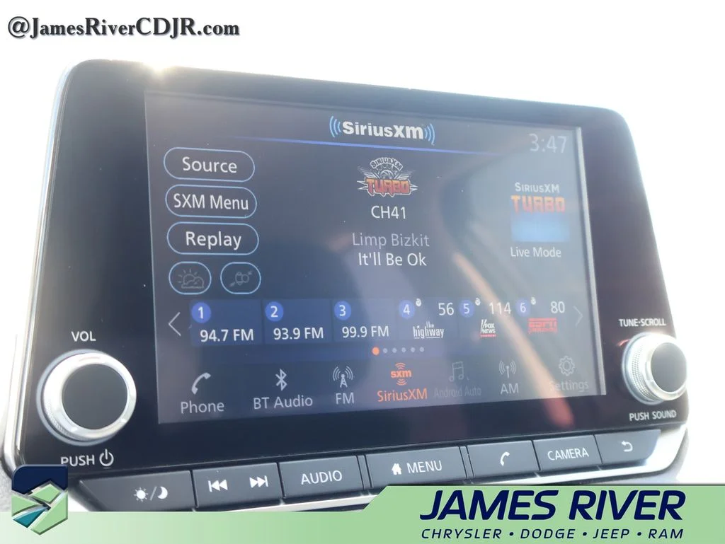Used 2024 Gray Nissan SV image 32