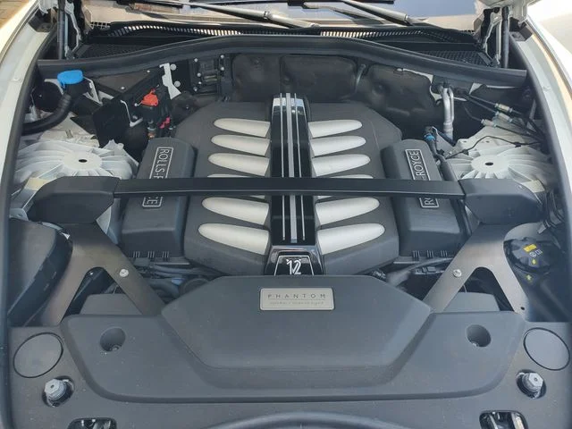 Used 2019 White Rolls-Royce Base image 5