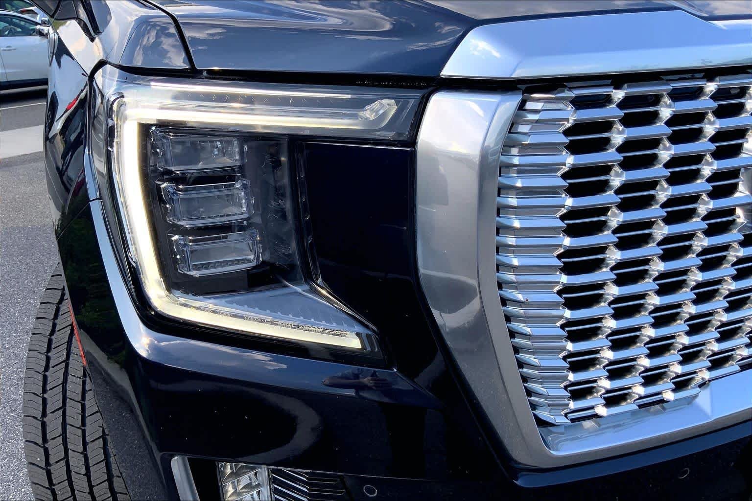 Used 2024 Midnight Blue Metallic GMC Denali image 27