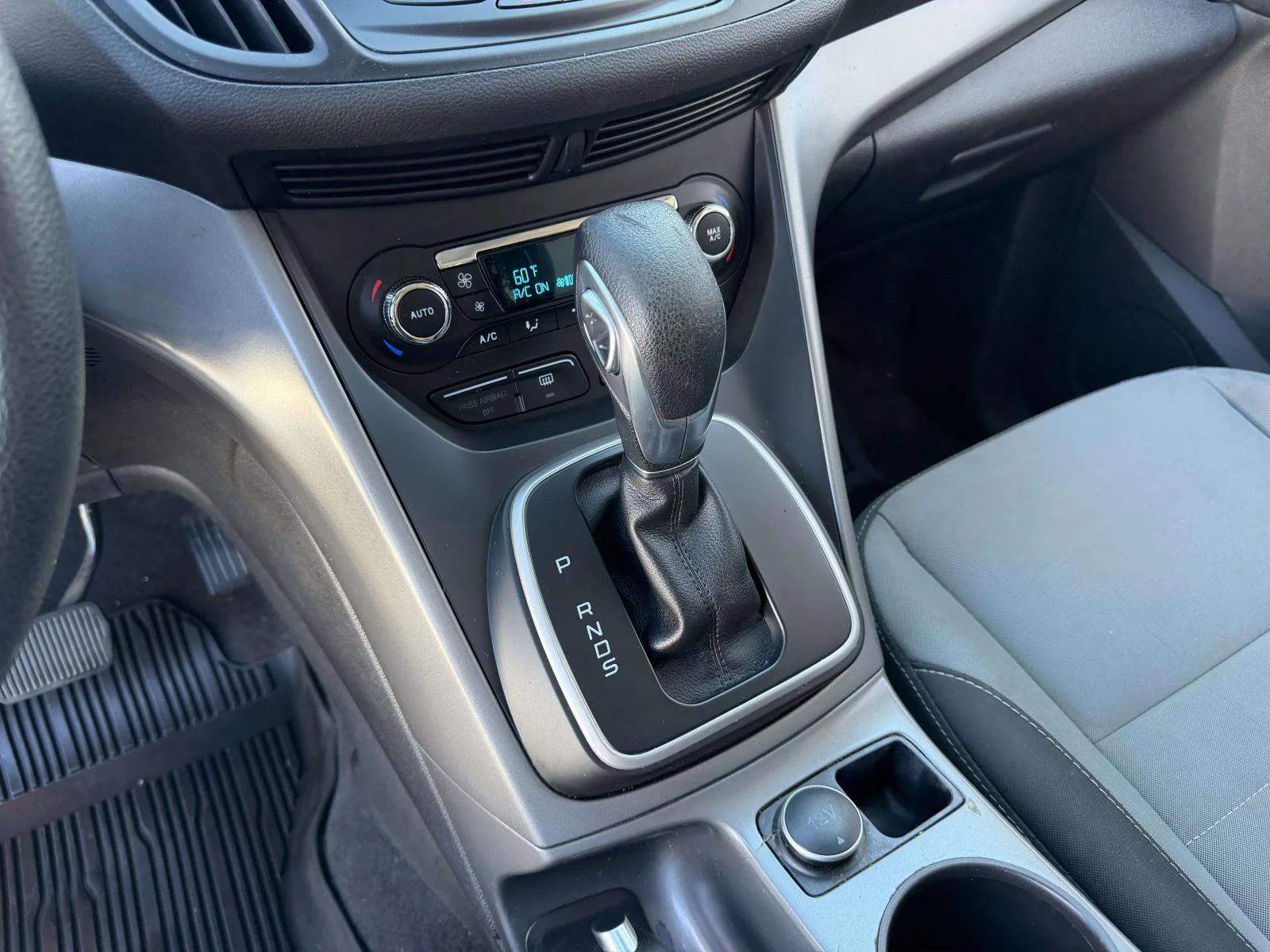 2014 Ford Escape SE - Photo 23
