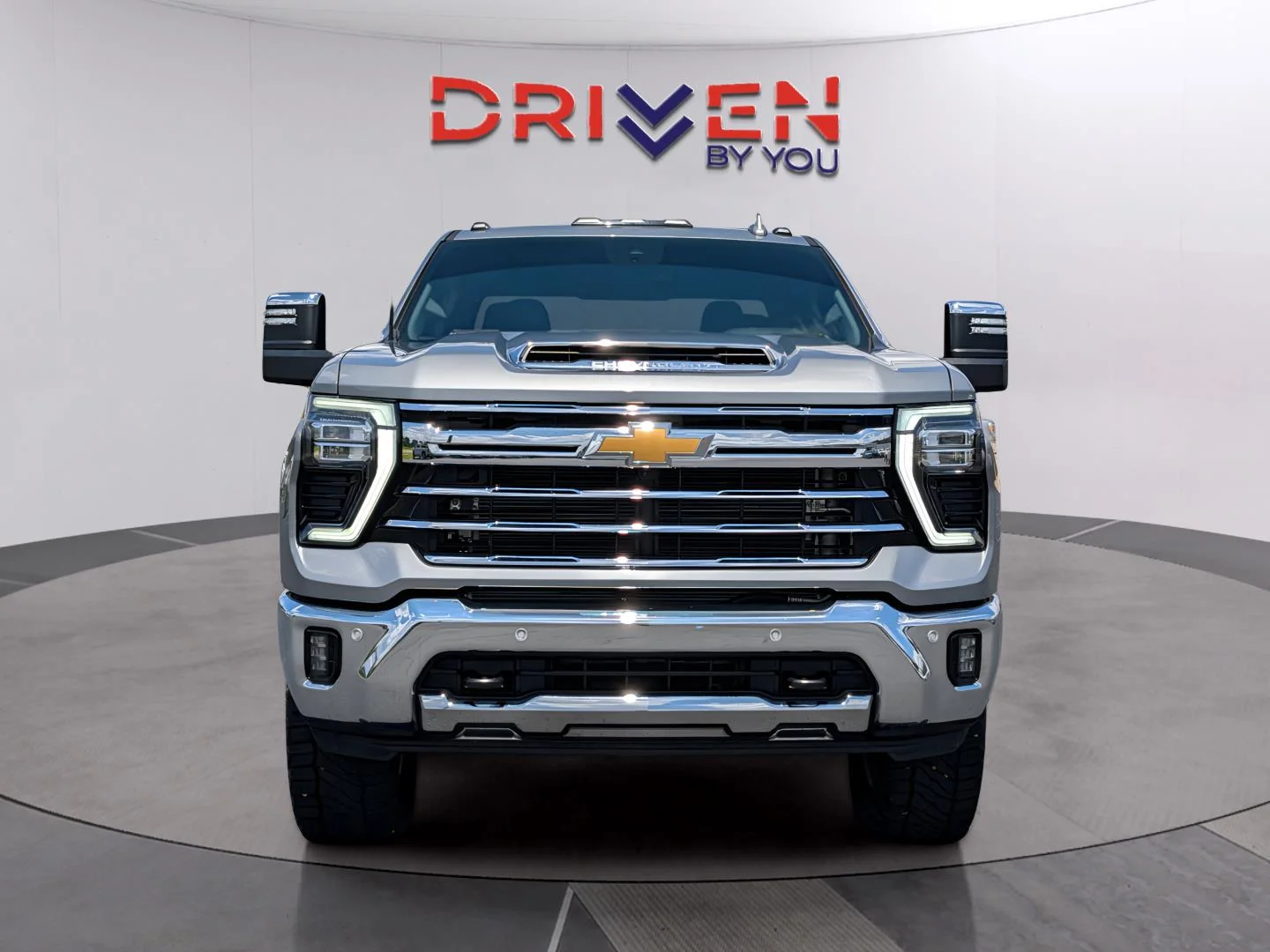 Used 2025 Sterling Gray Metallic Chevrolet LTZ image 9