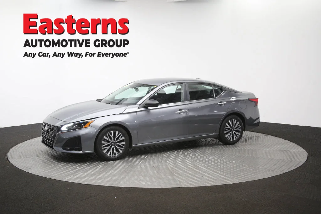Used 2024 Gray Nissan 2.5 SV image 58