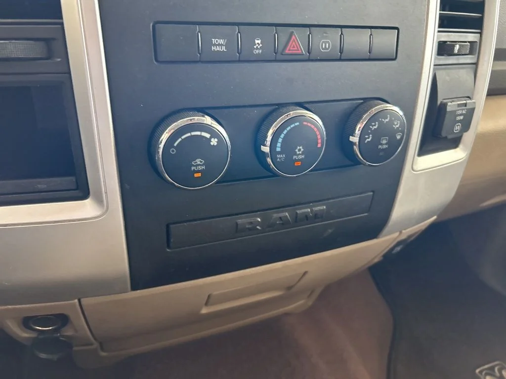 Used 2010 Beige Ram SLT image 47