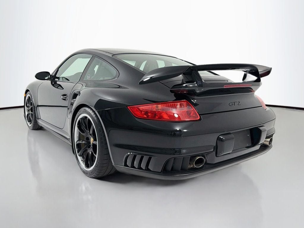 Used 2008 Black Porsche GT2 image 3