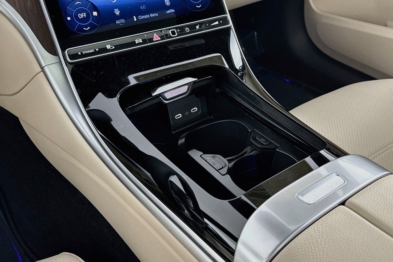 New 2026 Twilight Blue Metallic Mercedes-Benz C 300 Sedan image 5