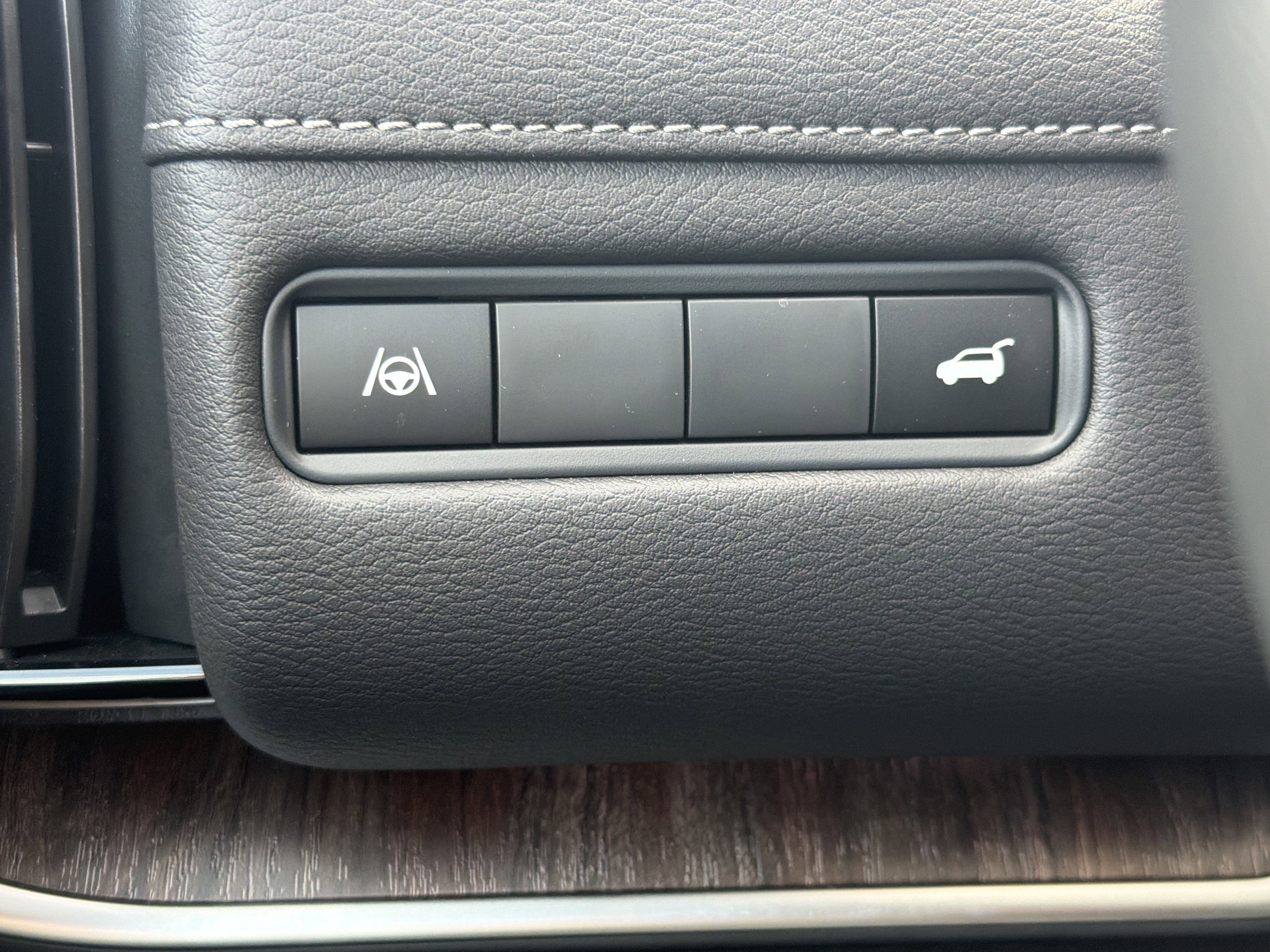 2026 Nissan Armada Platinum - Photo 19