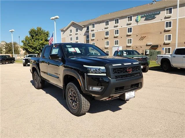 New 2027 KH3 Super Blac Nissan PRO-4X w/Wheel & Tire Package 4x4 Crew Cab 5 ft. b image 4