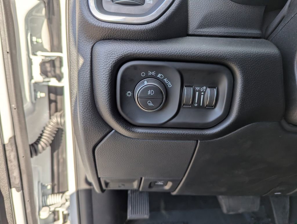 2026 RAM 2500 Laramie - Photo 26