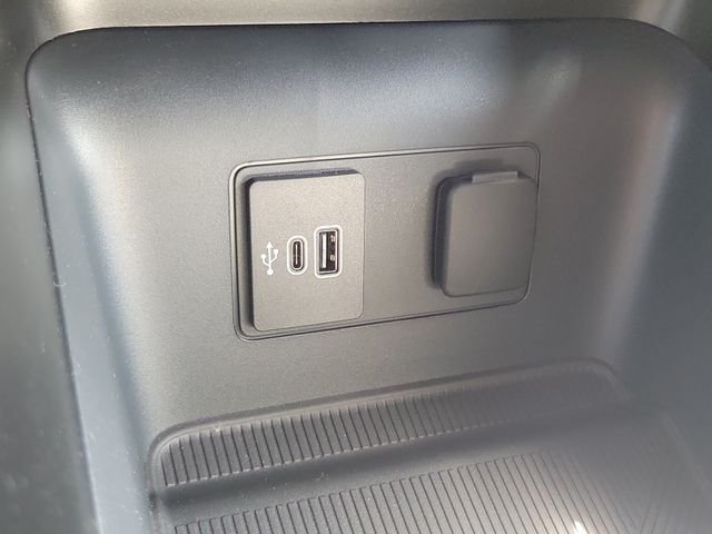 New 2026 Carbonized Gray Metallic Ford ST-Line image 10
