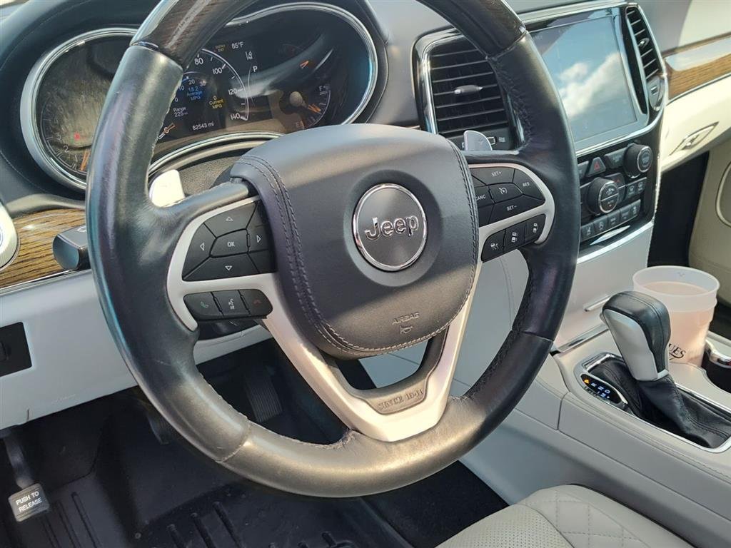 Used 2019 Ivory 3-Coat Jeep Summit image 8